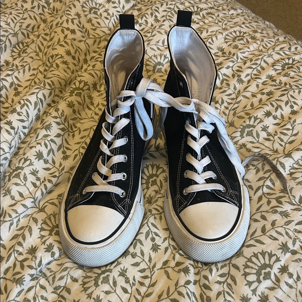 Stylish Black and White Platform Sneakers